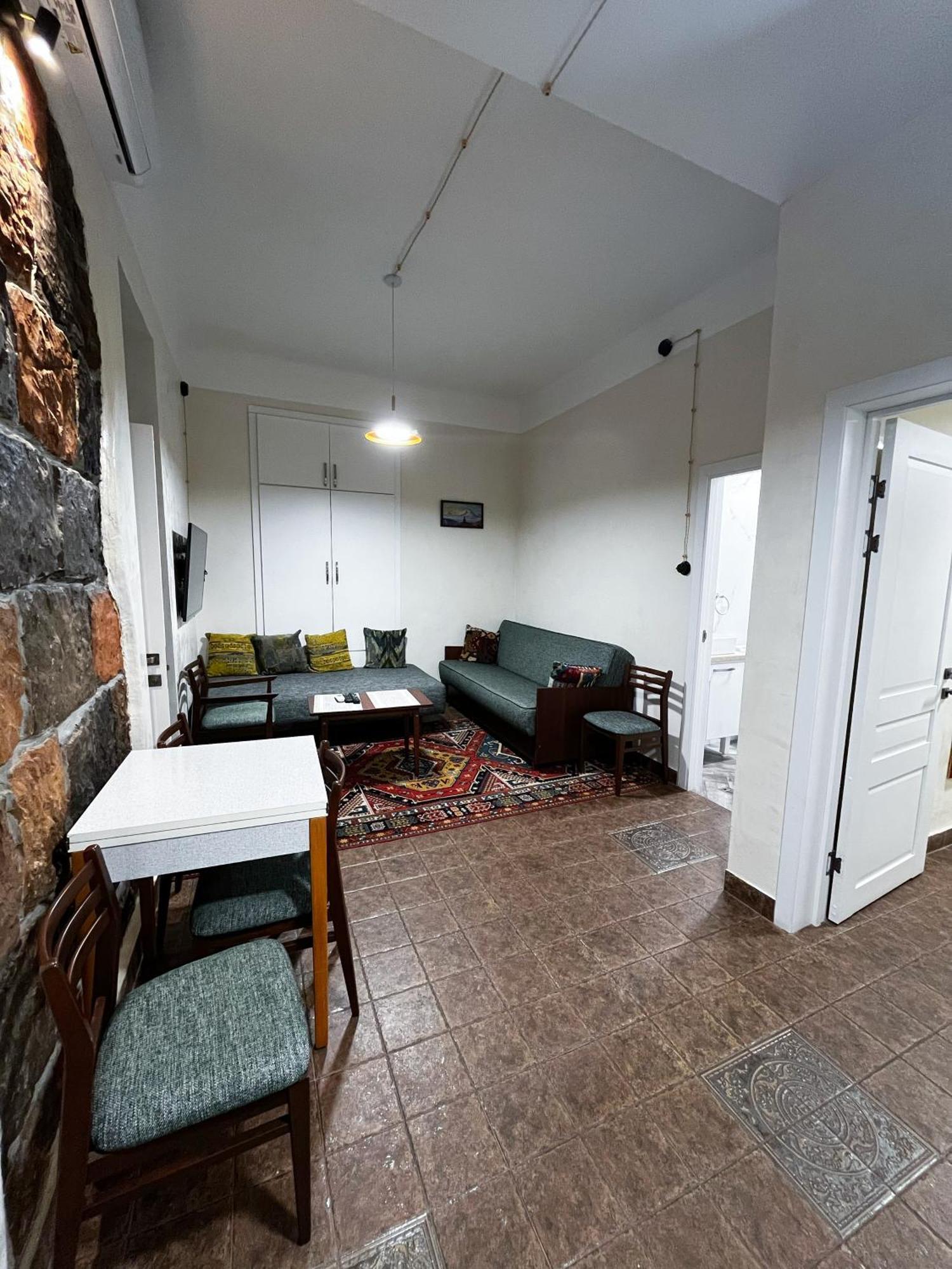 Apartments Pushkin Street Erivan Exterior foto