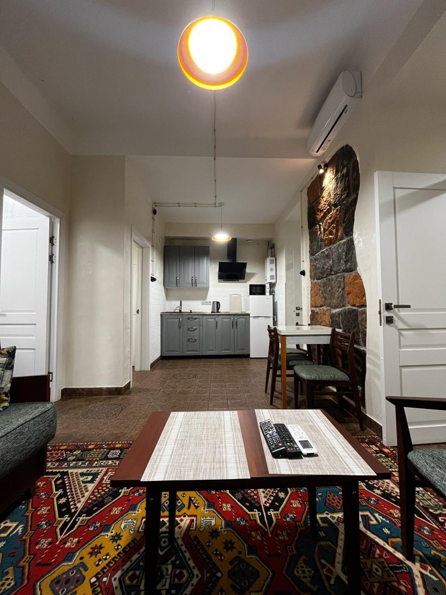 Apartments Pushkin Street Erivan Exterior foto