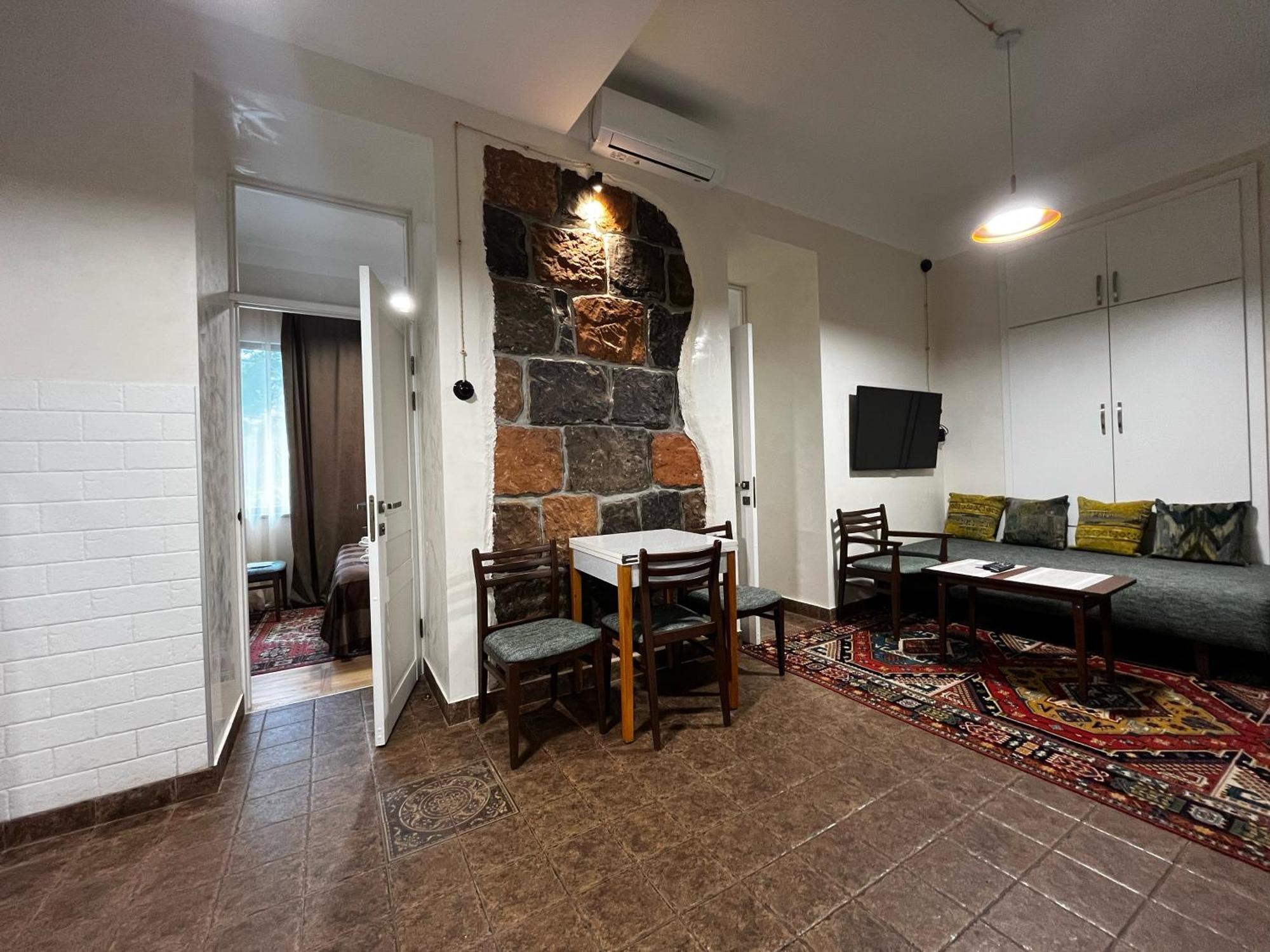 Apartments Pushkin Street Erivan Exterior foto